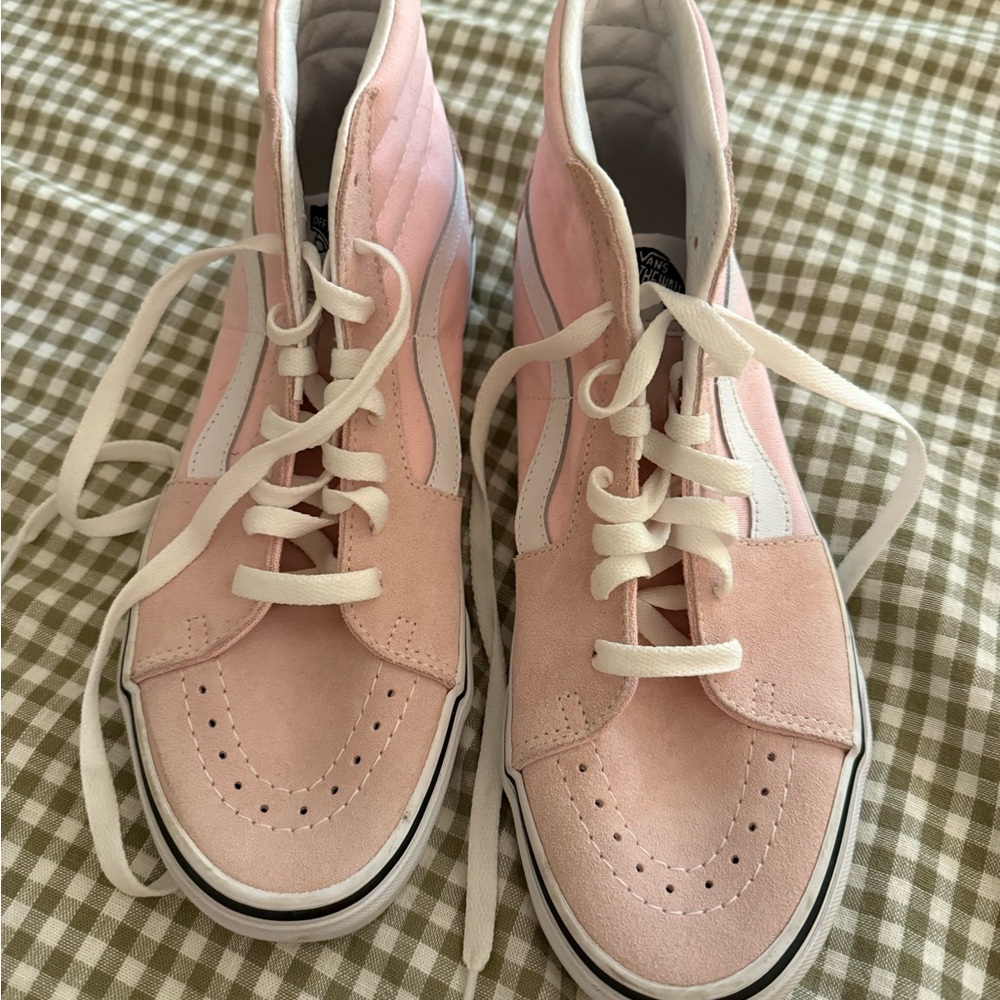 Vans Women's Blush Pink High-Top Sneakers